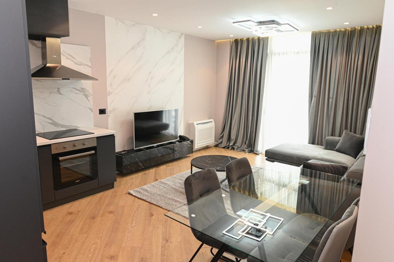 White Hill Hotel, Spa & Conferences Durrës 외부 사진