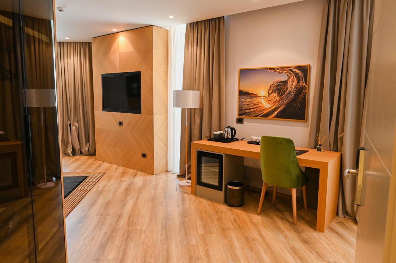 White Hill Hotel, Spa & Conferences Durrës 외부 사진