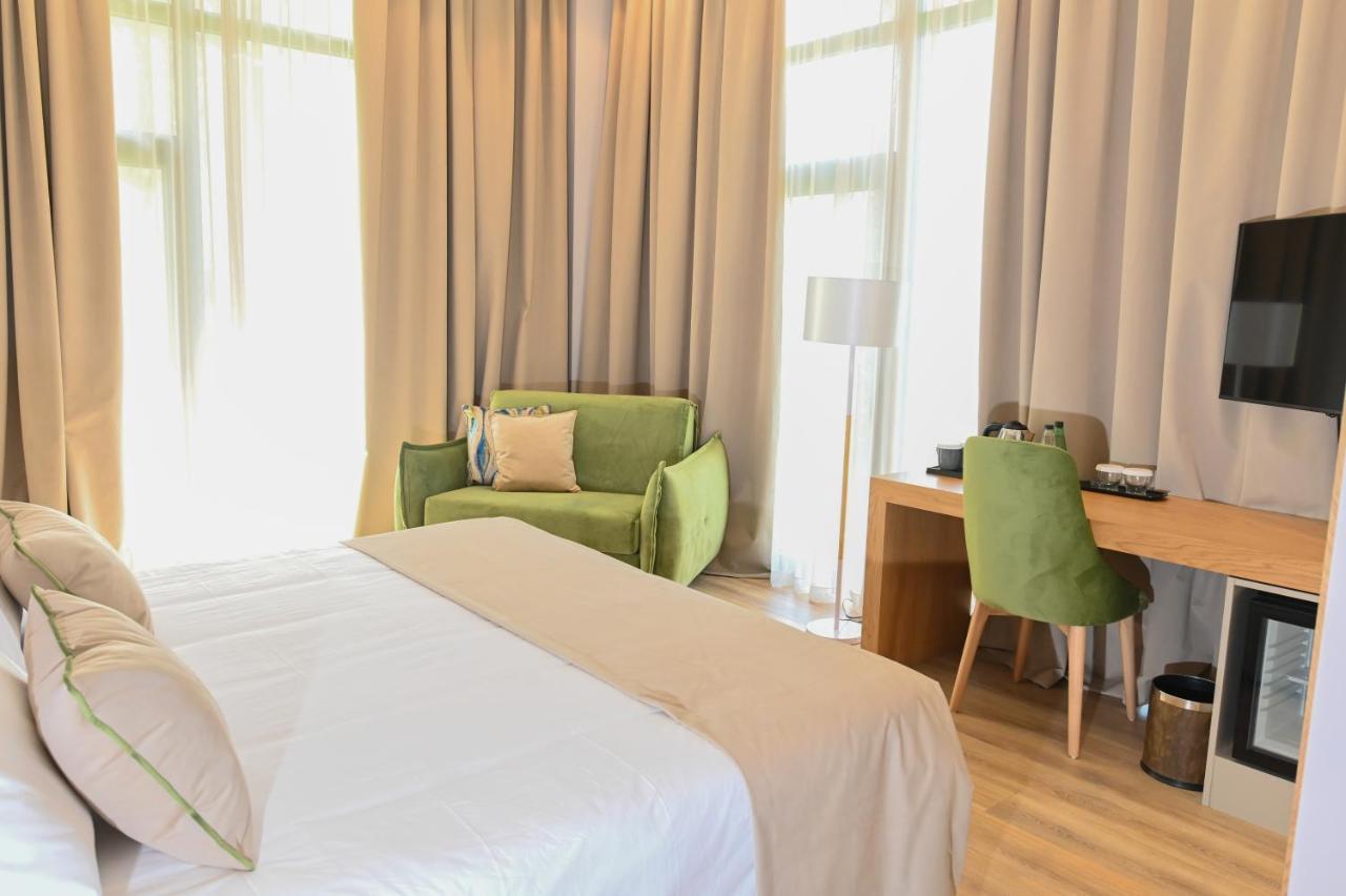 White Hill Hotel, Spa & Conferences Durrës 외부 사진